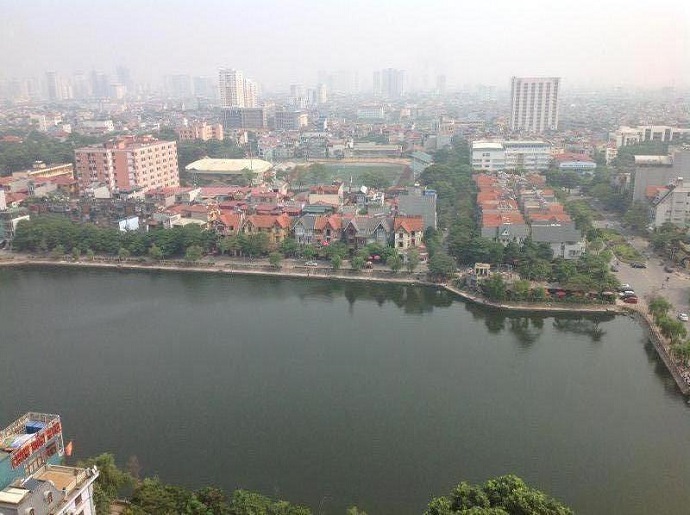 Hình ảnh nhìn ra hồ Văn Quán từ dự án